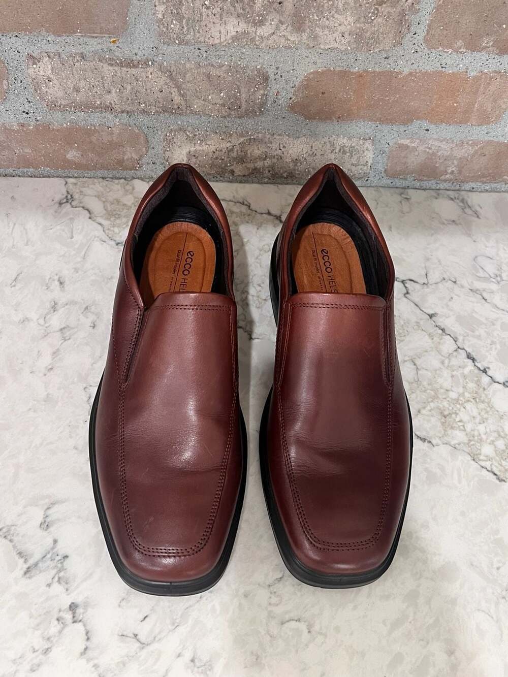 ECCO Helsinki 2 Men's Apron Toe Leather Slip-On Dress Shoes size 42